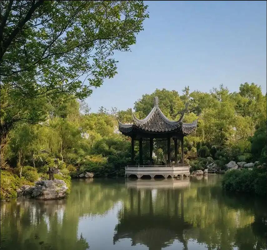 饶平县凌萱餐饮有限公司